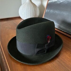 Vintage Schobic Saks Fifth Avenue Women’s Fedora in Black